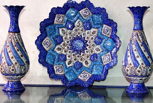 هنرمندان صنایع دستی البرز بیمه تکمیلی می‌شوند